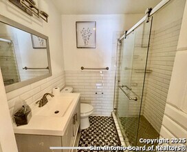 431 Sussex Ave in San Antonio, TX - Building Photo - Building Photo