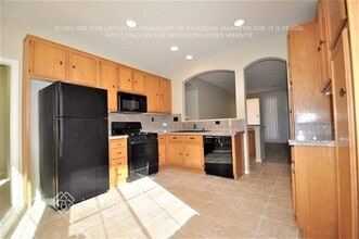1732 Evening Bluff Pl in North Las Vegas, NV - Building Photo - Building Photo