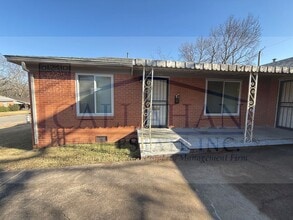 400 W K St in North Little Rock, AR - Building Photo - Building Photo