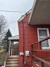 715 Grant Avenue Ext in Pittsburgh, PA - Foto de edificio - Building Photo