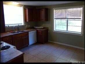 5412 Young Rd in Little Rock, AR - Building Photo - Building Photo