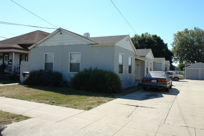 317 Lang St in Salinas, CA - Building Photo - Building Photo