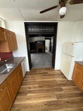1663 Suburban Ave in Pittsburgh, PA - Building Photo - Building Photo