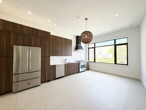 333 Tompkins Ave, Unit #2 in Brooklyn, NY - Building Photo - Building Photo