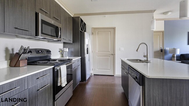 7602 Luskey Blvd in San Antonio, TX - Foto de edificio - Building Photo