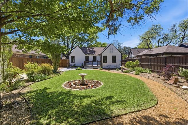 5310 Bradford Dr in Dallas, TX - Building Photo - Building Photo