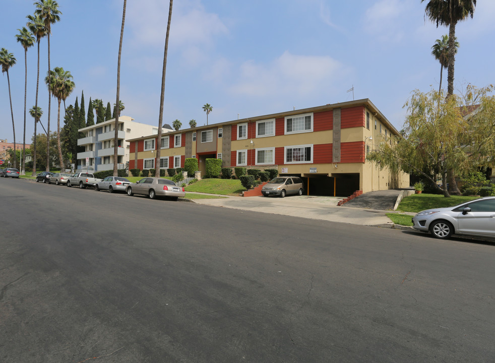 420 S Alexandria Ave in Los Angeles, CA - Foto de edificio