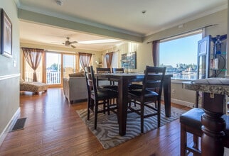 16 Sisson St in Alexandria Bay, NY - Building Photo - Building Photo