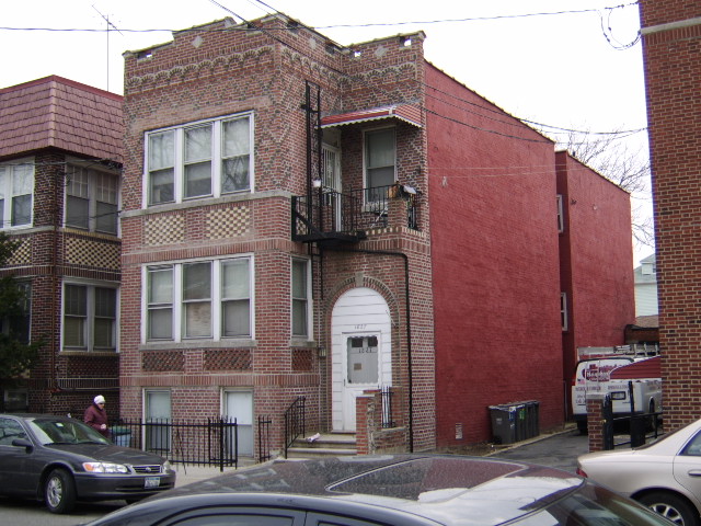 1827 Haight Ave in Bronx, NY - Foto de edificio - Building Photo