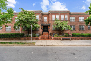 1 18th St SE in Washington, DC - Foto de edificio - Building Photo