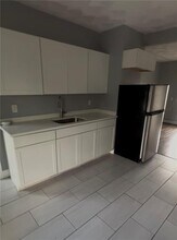 8 Humes St in Pawtucket, RI - Building Photo - Building Photo