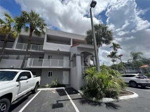 2690 W 76th St in Hialeah, FL - Building Photo - Building Photo
