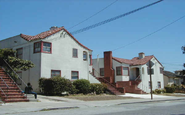 3116 Brookdale Ave in Oakland, CA - Foto de edificio - Building Photo