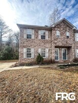 4270 Williamsbrook Ln in Greenville, NC - Building Photo