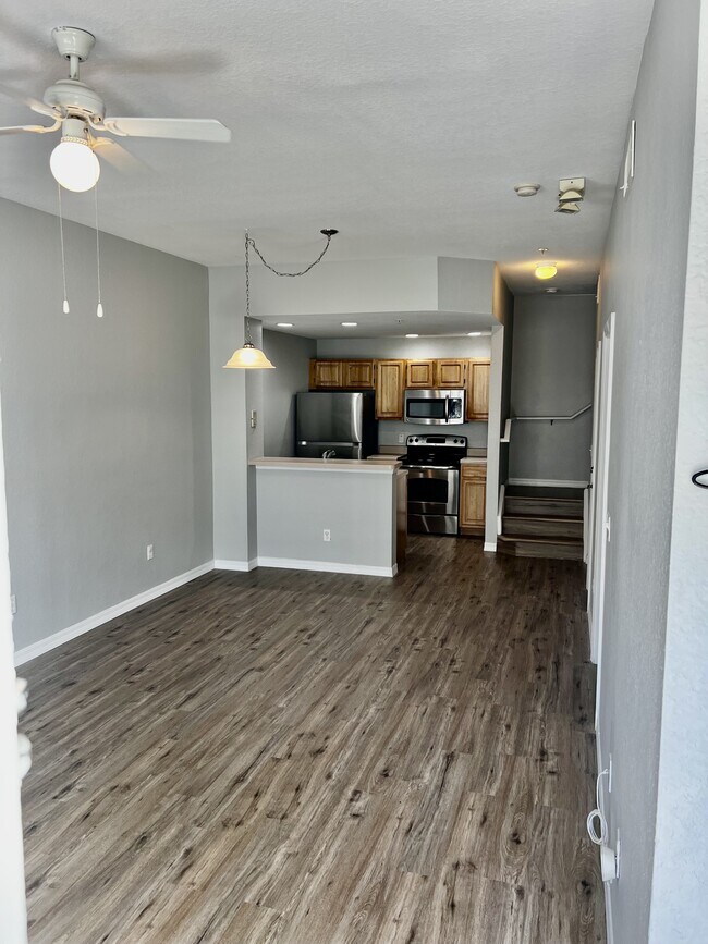 4004 Venetian Bay Dr in Kissimmee, FL - Foto de edificio - Building Photo