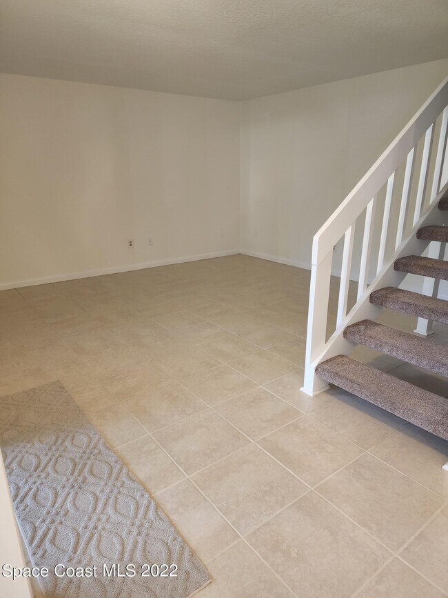 8708 Jasmine Ct in Cape Canaveral, FL - Building Photo - Building Photo