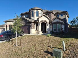 7034 Comanche Star in San Antonio, TX - Building Photo