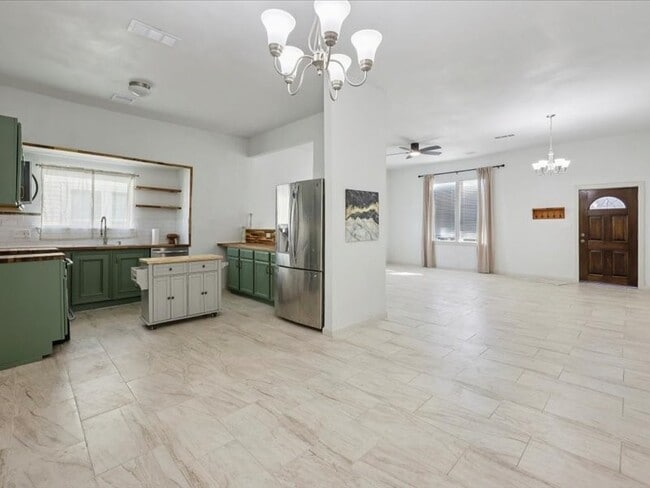 property at 2290 Orange Ave