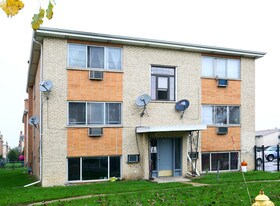 9600 Golf Ter in Des Plaines, IL - Building Photo