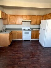 287 Hartwell St in Fall River, MA - Building Photo - Building Photo