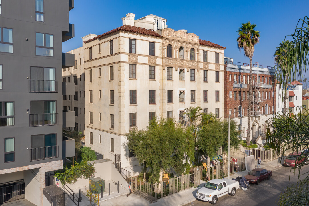 Marisol Apartments in Los Angeles, CA - Foto de edificio