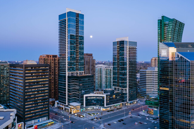 Residential Tower 1 & 2 in Toronto, ON - Building Photo - Building Photo