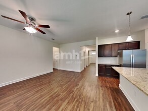 33829 Night Lily Dr in Zephyrhills, FL - Building Photo - Building Photo