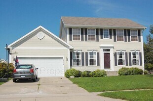 1914 NW School St in Ankeny, IA - Building Photo