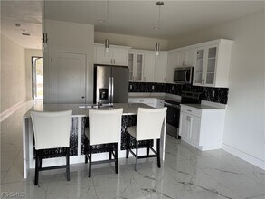 6013 Acorn Cir in La Belle, FL - Building Photo - Building Photo