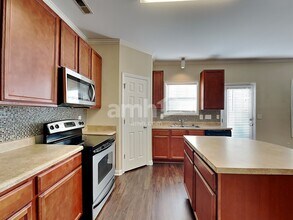1404 Iron Dr in Mebane, NC - Building Photo - Building Photo