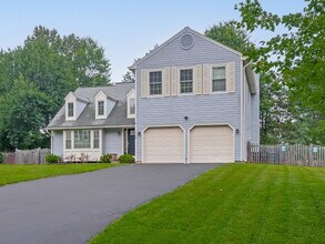 3044 Emerald Chase Dr in Herndon, VA - Building Photo - Building Photo