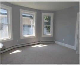 27 Burtt St in Lowell, MA - Building Photo - Building Photo