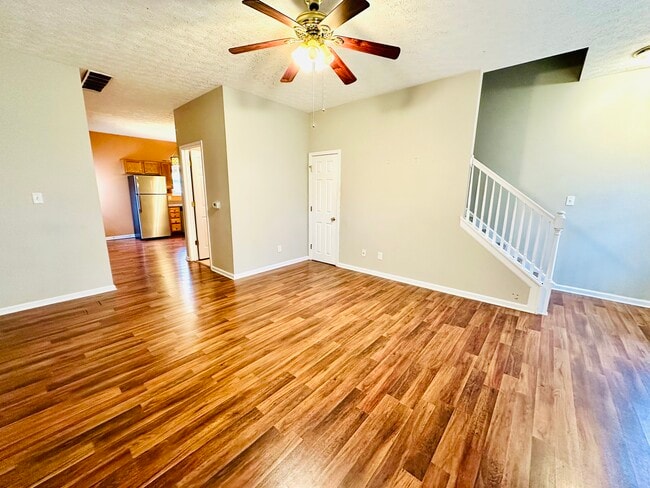 1705 Stratton Ct in Louisville, KY - Building Photo - Building Photo