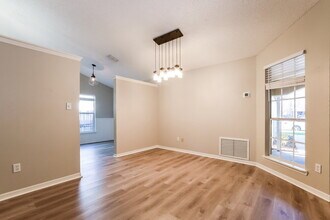 2377 Roanoke Ct in Lake Mary, FL - Building Photo - Building Photo