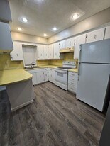 5604 S 79th St in Omaha, NE - Building Photo