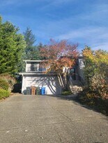 2807 N Narrows Pl in Tacoma, WA - Building Photo