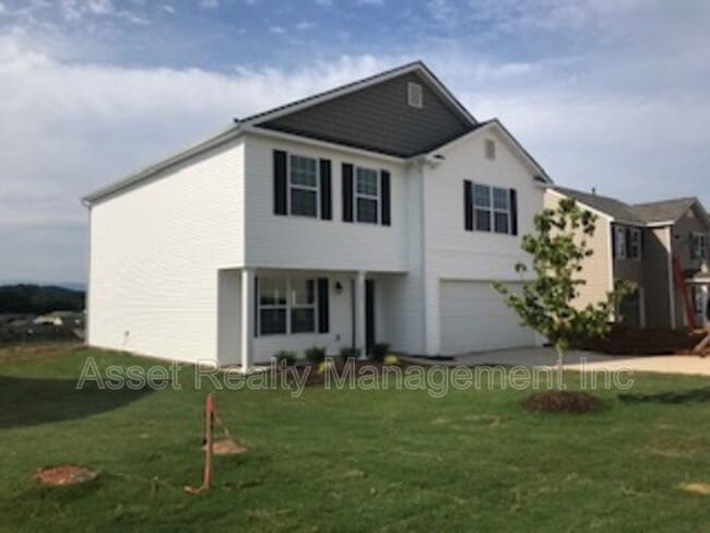 property at 2545 Cottonwood Dr
