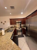 3450 NW 17th Terrace in Oakland Park, FL - Building Photo