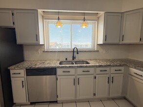 7201 Armistad Ave in El Paso, TX - Building Photo - Building Photo