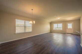 13317 Brahmin Dr in Austin, TX - Building Photo - Building Photo
