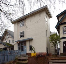 4714 17th Ave NE in Seattle, WA - Building Photo