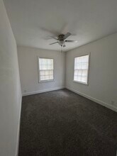 1307 Merchant St in Emporia, KS - Building Photo - Building Photo
