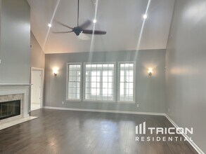 1300 Ashworth Ave SW in Marietta, GA - Building Photo - Building Photo