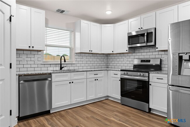 property at 1003 S 26th St