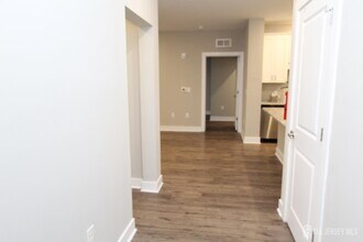 814 Stiller Ln in Monroe Township, NJ - Building Photo - Building Photo