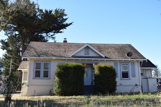 4964-4984 Hessel Rd in Sebastopol, CA - Building Photo - Building Photo