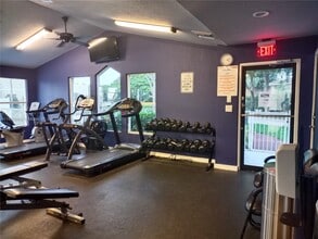 3477 NW 44th St, Unit 106 in Lauderdale Lakes, FL - Building Photo - Building Photo