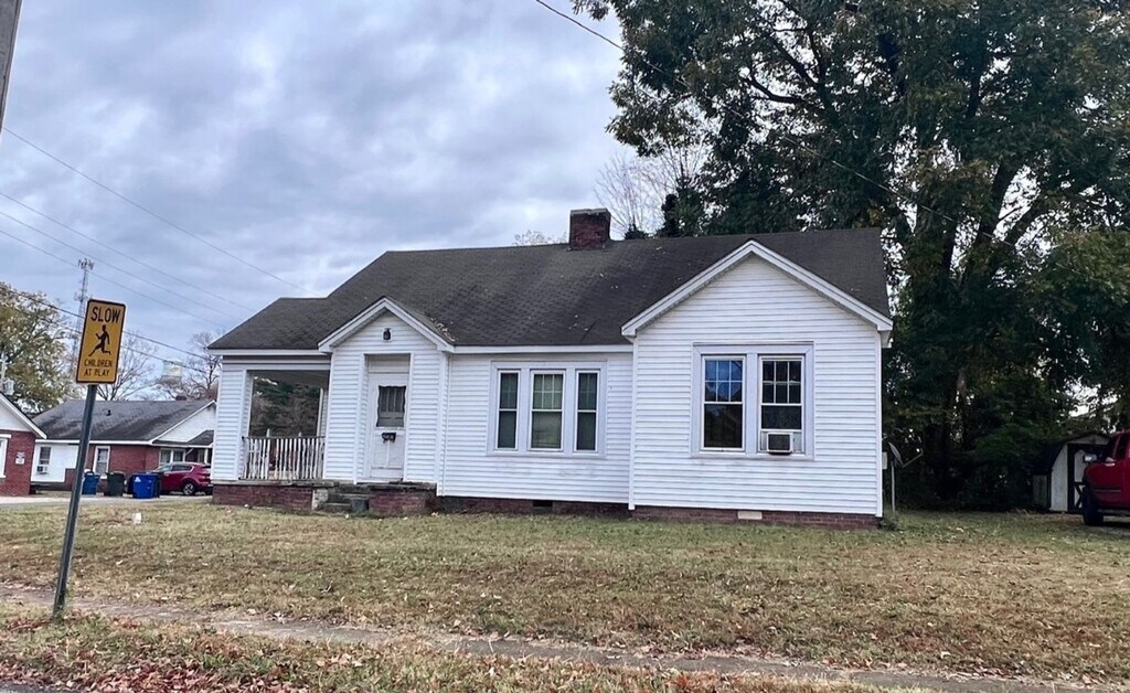 200 Summer St Rentals in Martin, TN