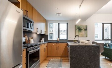 97 Chester St, Unit 100-Tp in Boston, MA - Building Photo - Building Photo