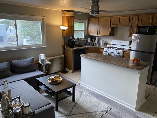 13 Uxor Way, Unit 2